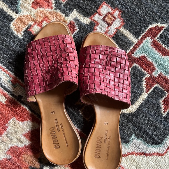 cydwoq Shoes - Women's Woven Slide Sandals